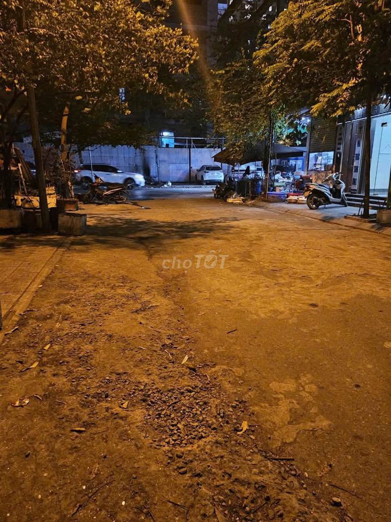 Rent the house next to Văn Phú, Hà Đông, 50 m2 x 3 floors