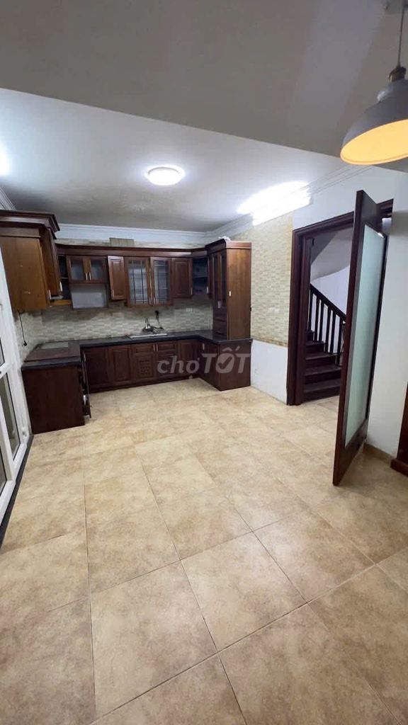 Rent Mễ Trì, Nam Từ Liêm, Hanoi - 130 m2 x 4 floors