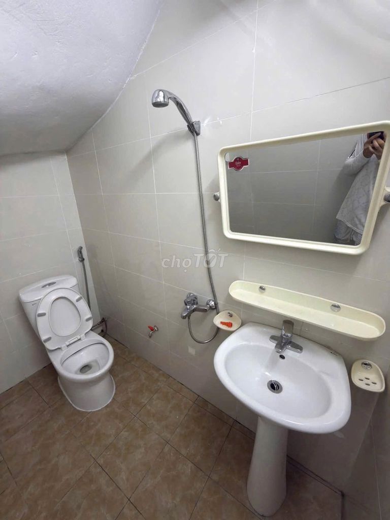 Rent the new 35 meters, Vĩnh Tuy, Hai Bà Trưng, parking car