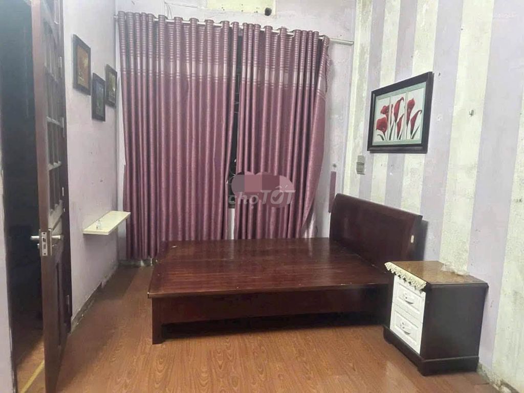 Rent a 30 m. Khương Trung, 3 floors, 2 bedrooms