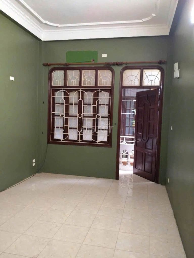 Rent your own home 62 meters x 4 level Ngõ 93 Hoàng Quốc Việt, Cầu Giấy
