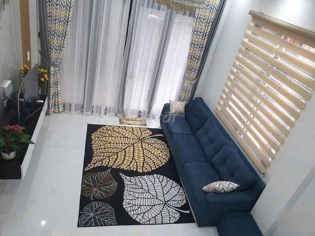 The original 5 bedrooms are all Lạc Long Quân, Tây Hồ, 14.5 million.