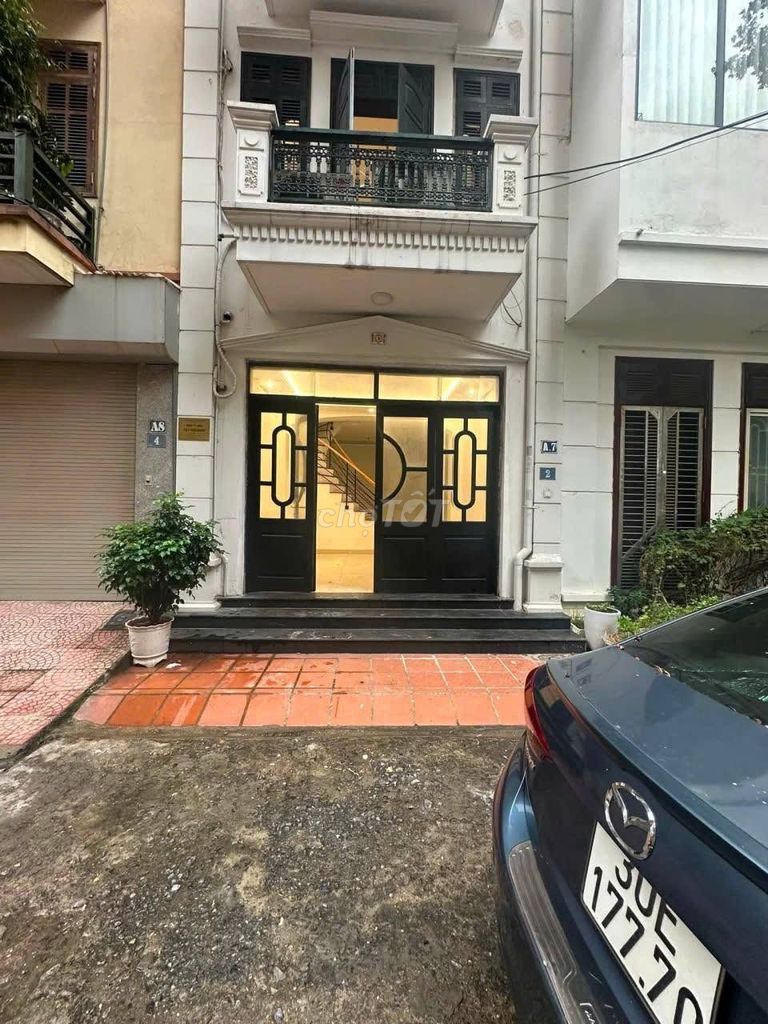Rent a 180 Hoàng Quốc Việt, Cầu Giấy