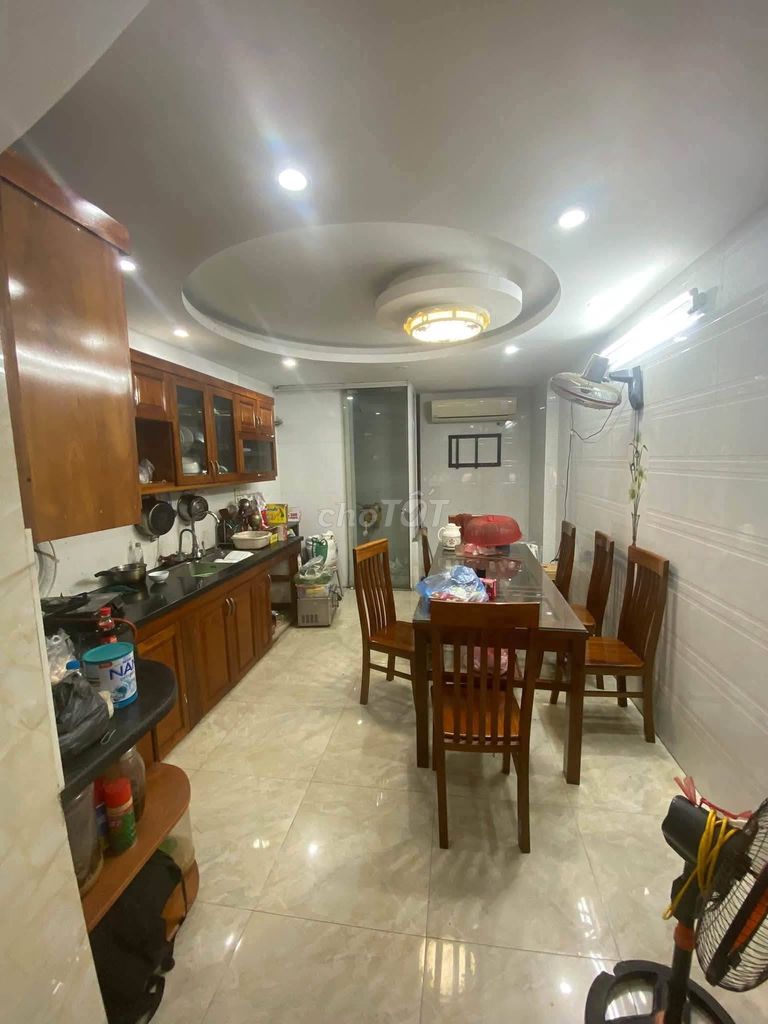 Rent Mặt phố Đa Sỹ, good business, 15 million a month.