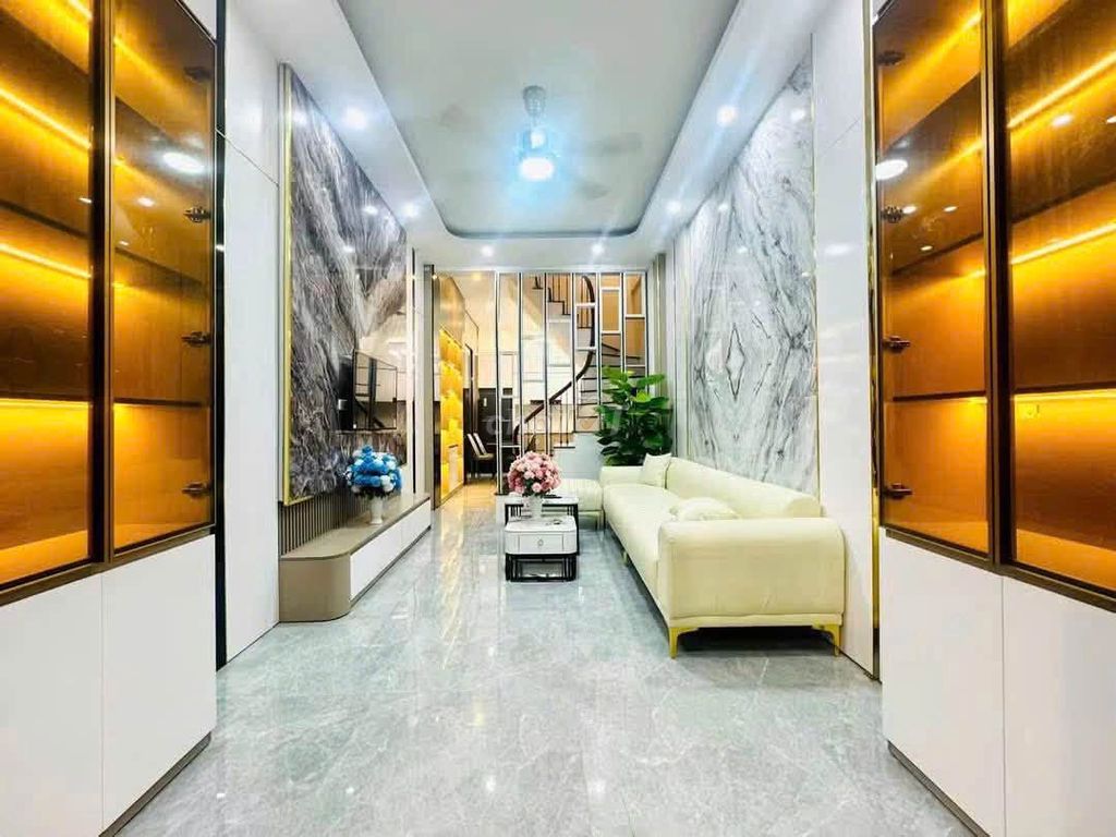 Rent the original Minh Khai place near the original market.