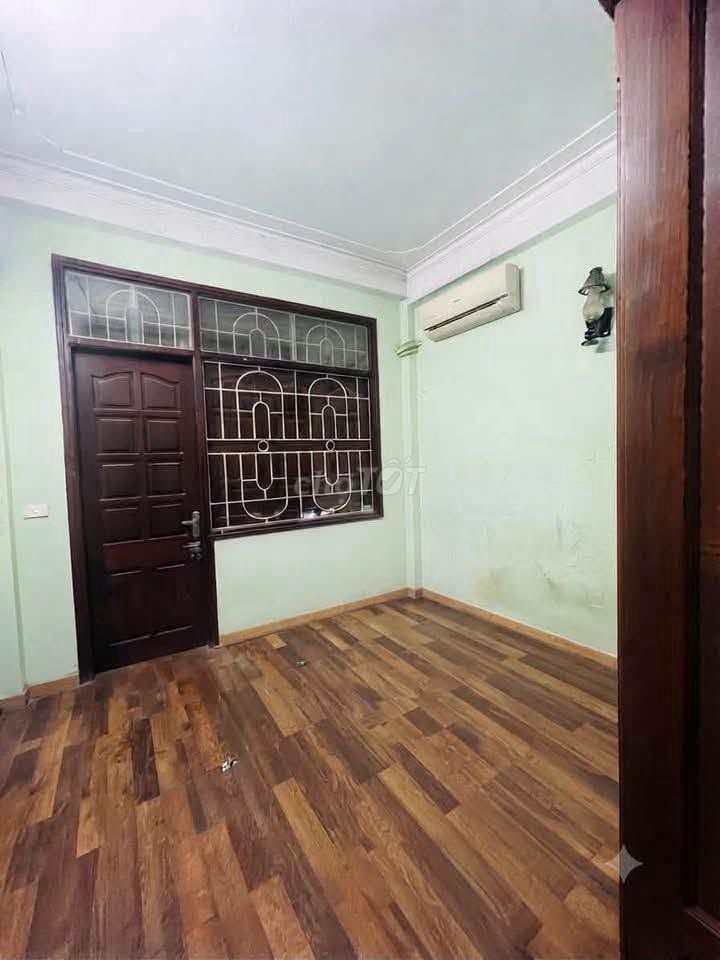 Rent Qq Street, Hà Đông - 15 million a month.