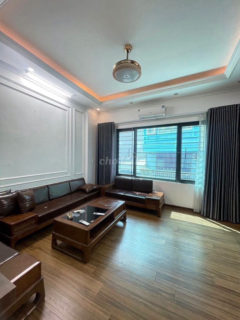 Rent us the Peso, 50 meters, 5 floors, 17 million a month