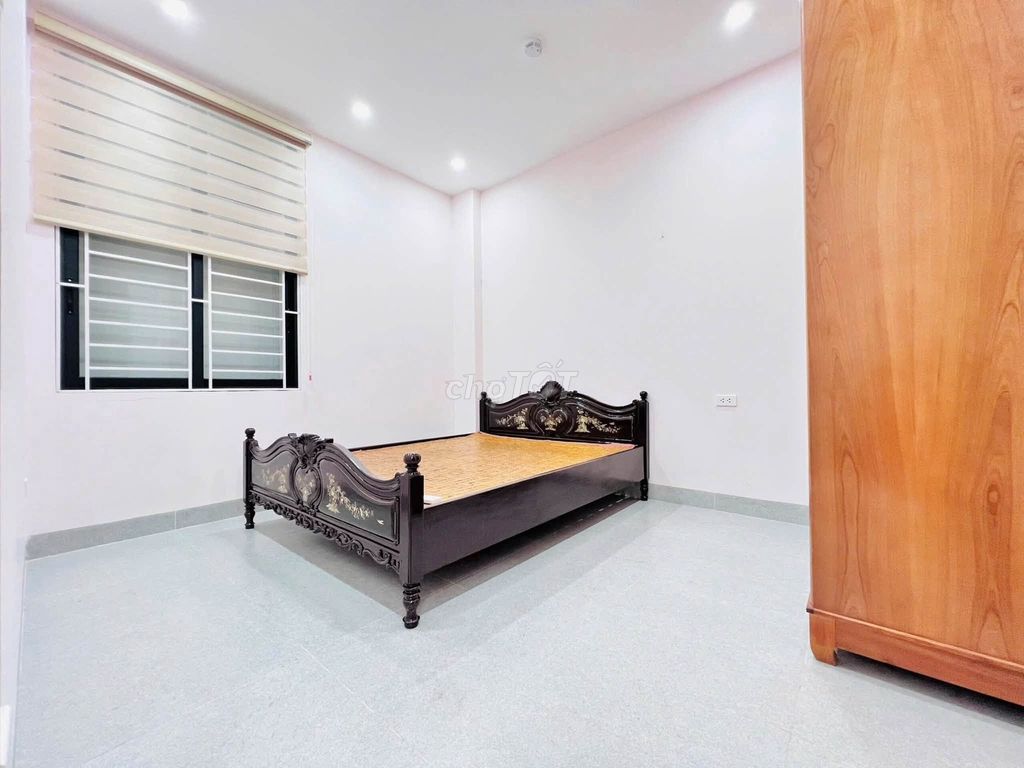 Rent 2 N1 K 133 Vương Thừa Vũ, full clothes, cars into the house