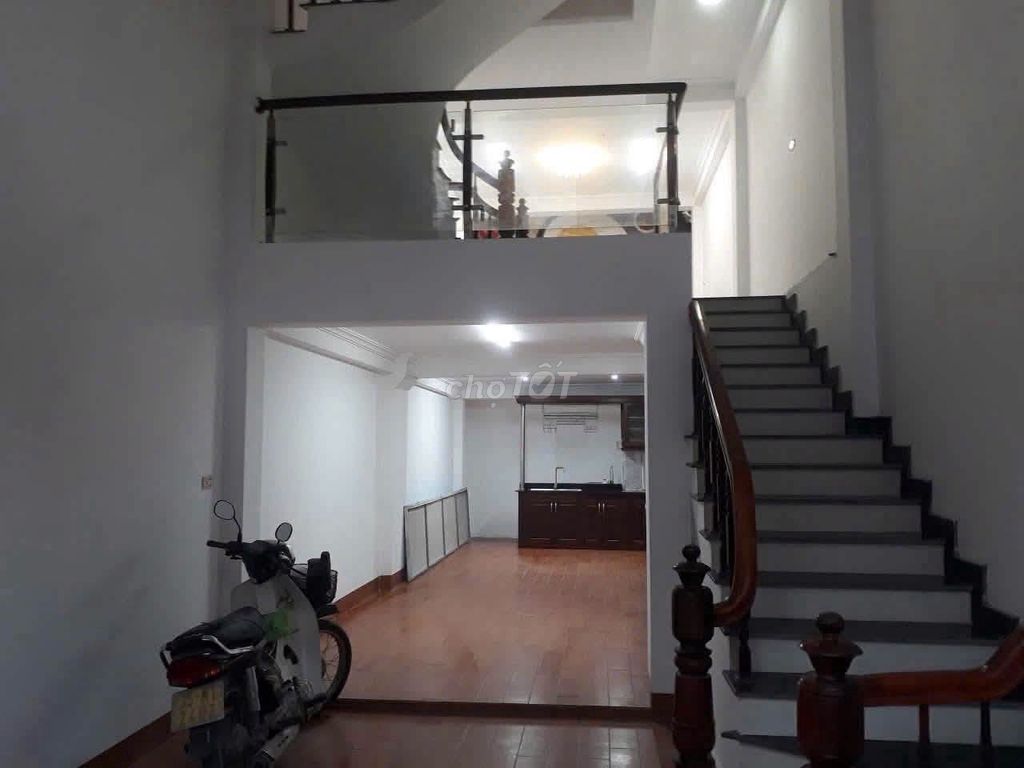 Rent the house next to Kiến Hưng, 4 floors, 50 meters, 12 million.