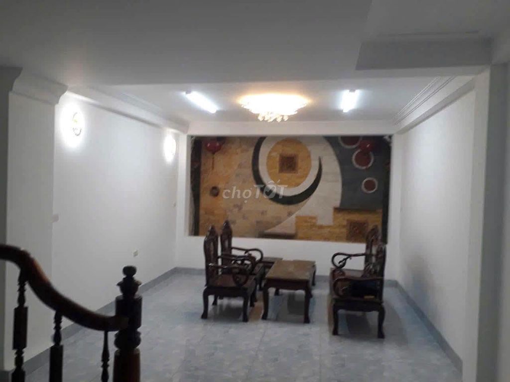 Rent the house next to Kiến Hưng, 4 floors, 50 meters, 12 million.