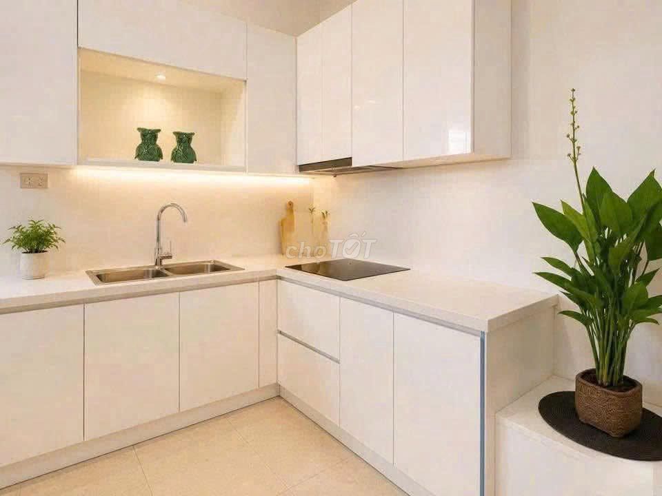 Rent a Swiss house, 80 meters x 3 floors, full stuff, 15 million a month
