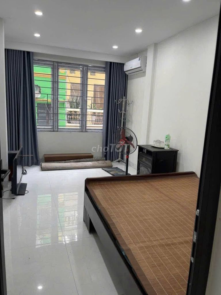 Rent the original four Chùa Vua-Hai Bà Trưng bedrooms