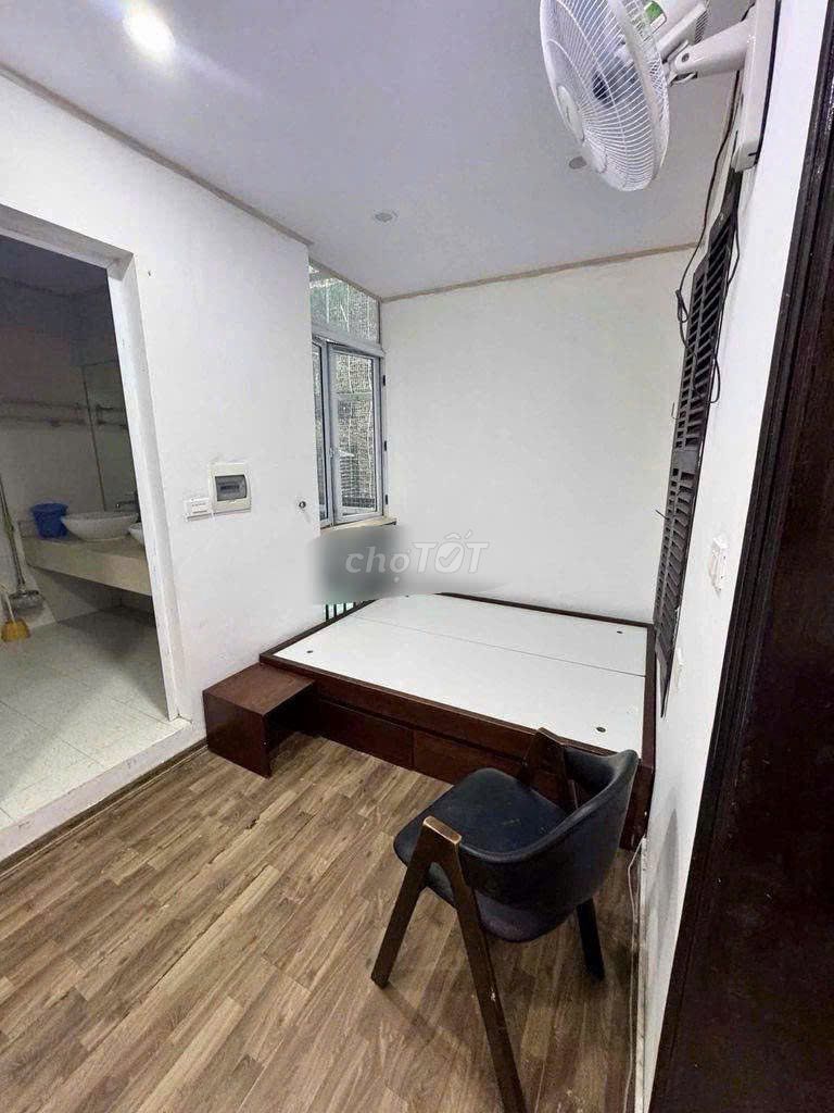 Rent 50 meters x 3 floors, 3 bedrooms, Ba Đình