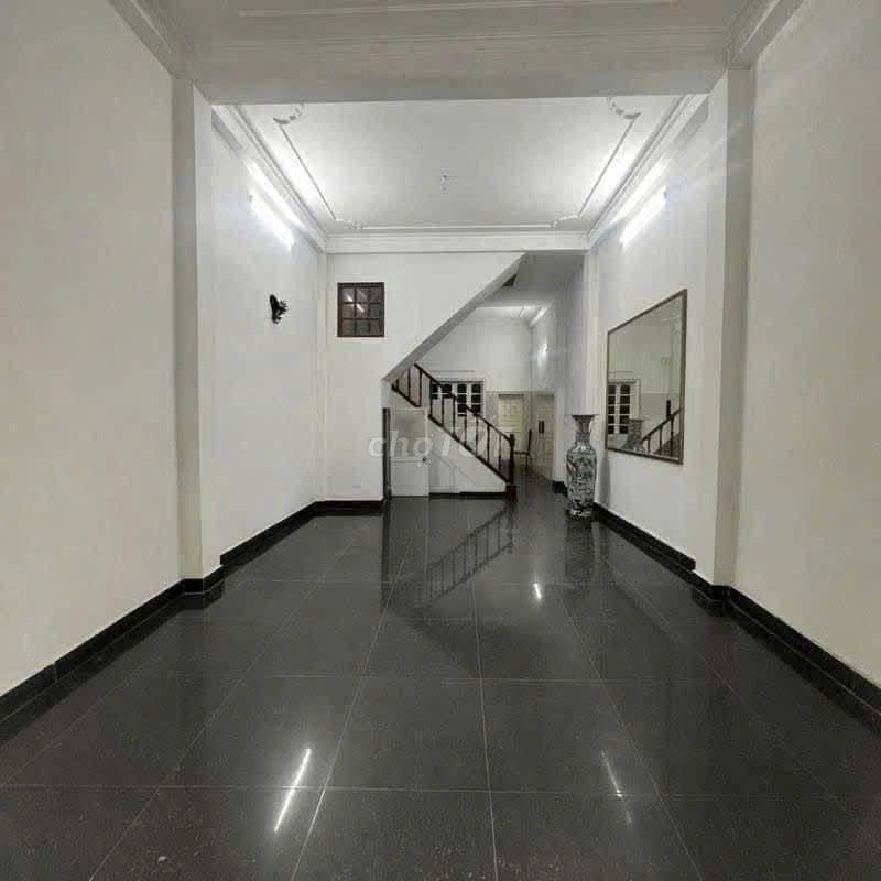 Rent your own house 55 meters, 4 stories, 4 bedrooms, avoid the alley, Hai Bà Trưng