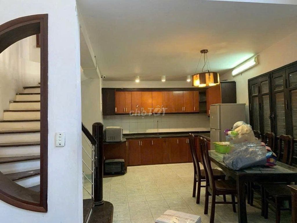 Rent 40 meters2 5th floor Khương Đình, Thanh Xuân