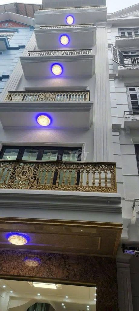 Rent the entire apartment to the alley 3 Phạm Tuấn Tài, Cầu Giấy