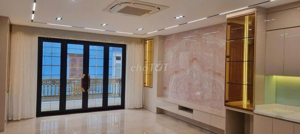Rent the entire apartment to the alley 3 Phạm Tuấn Tài, Cầu Giấy