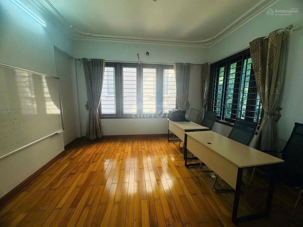 Ngõ 68 Cầu Giấy, 65 m2 x 5 floors, garage car, 25 million