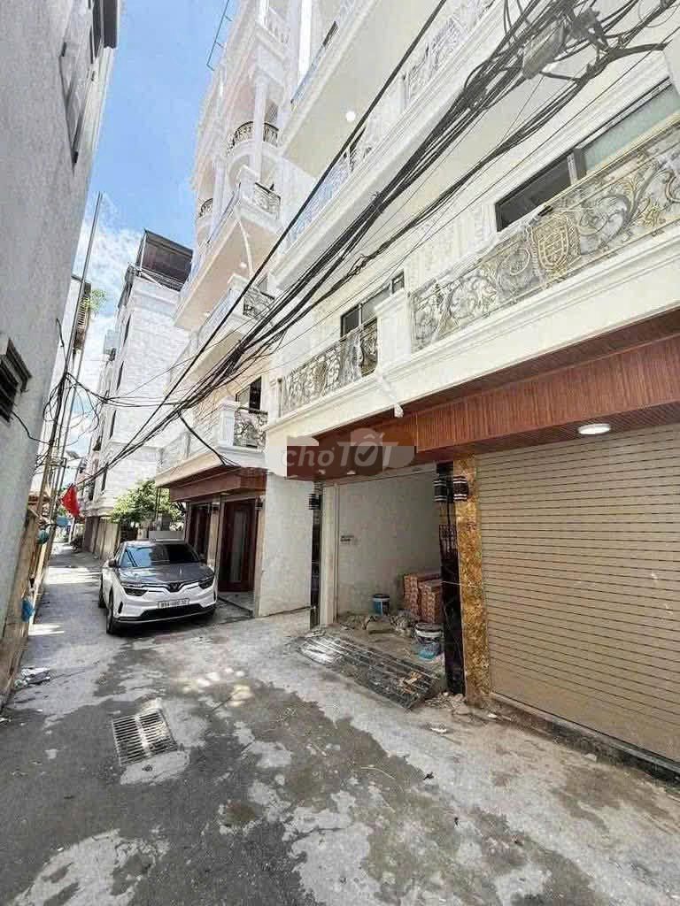 Rent the original 40 meters x 7 floors, full furniture, parking car, West