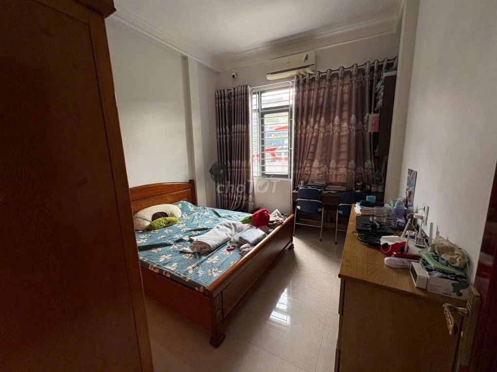 Yên Phụ square house, Tây Hồ, parking car, private yard, beautiful new home.
