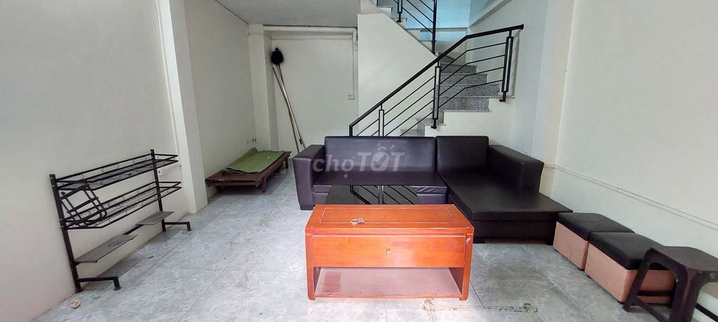 The owner of the Home Rent in Hà Trì 3, Hà Đông.