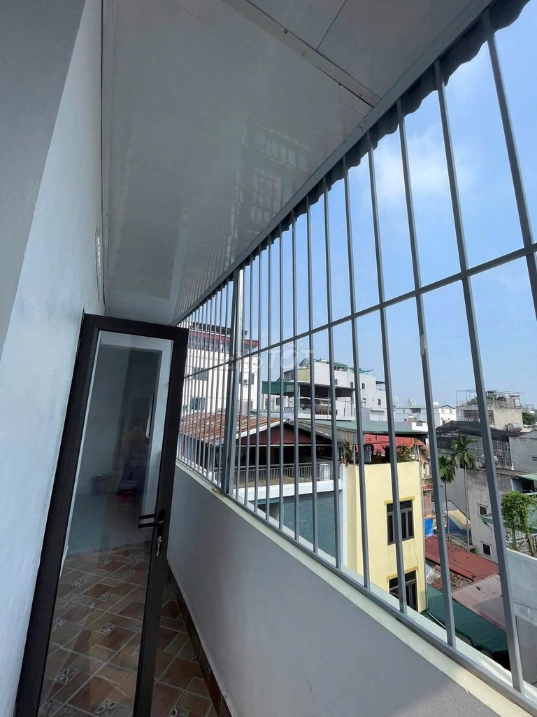 Rent a house at Ngọc Trục, Đại Mỗ 30 m2 5 new floors at 11 million ath.