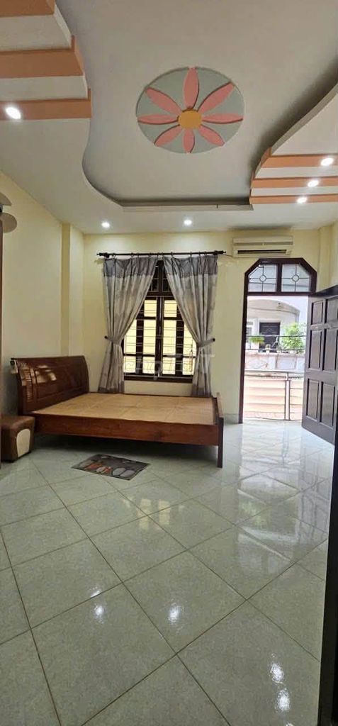 Rent 40 m2 x 4 floors, Cổ Nhuế 2, Bắc Từ Liêm, Hanoi