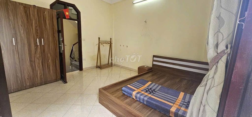 Rent 40 m2 x 4 floors, Cổ Nhuế 2, Bắc Từ Liêm, Hanoi