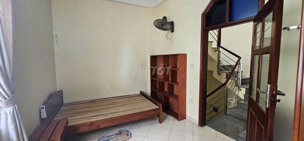 Rent 40 m2 x 4 floors, Cổ Nhuế 2, Bắc Từ Liêm, Hanoi