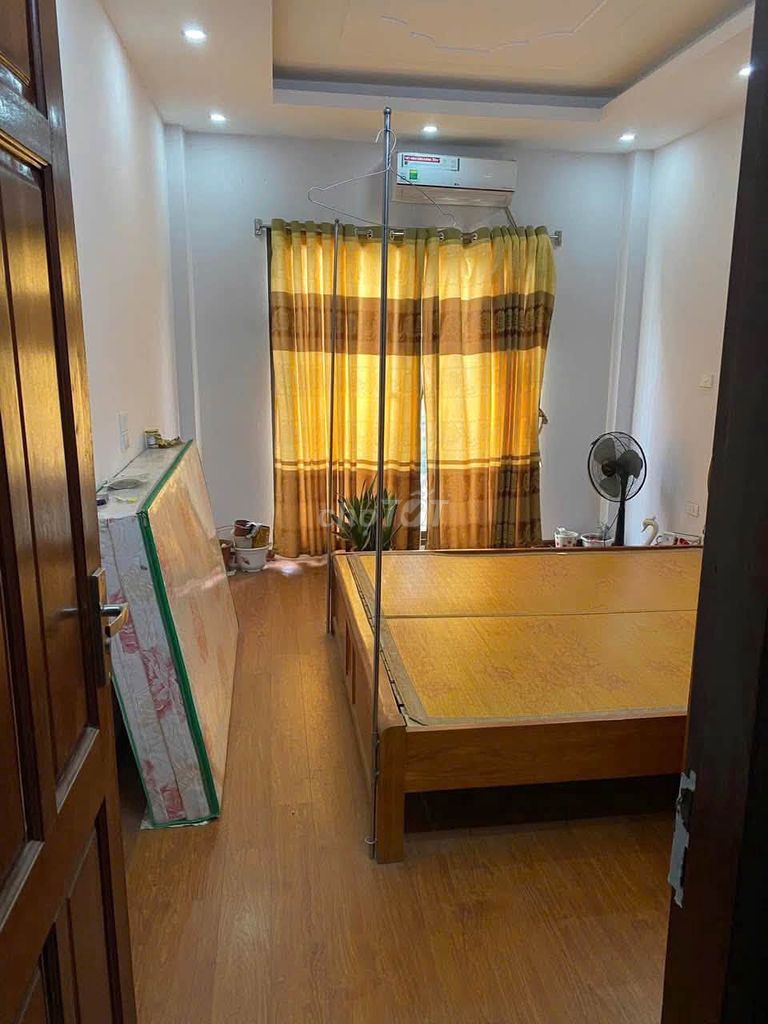 Rent your own home 32 m2 x 5 floors Ngõ 20 Mỹ Đình, Nam Từ Liêm
