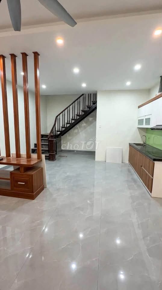 Rent a new house for Europeans, Tây Hồ, 3 bedrooms.