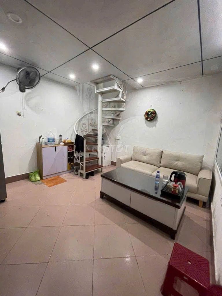 Rent the original house 25 meters, 4 stories, 2 bedrooms, Hai Bà Trưng