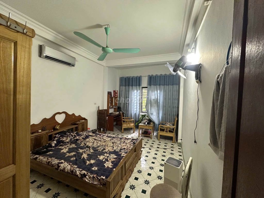 Renting 4th house to sleep full clothes at Tựu Liệt
