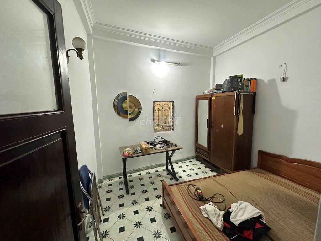 Renting 4th house to sleep full clothes at Tựu Liệt