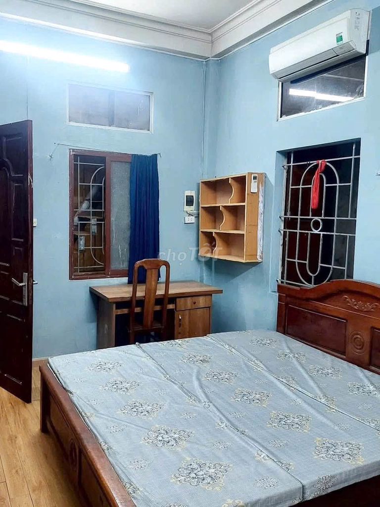 Rent the original house 50 meters, 2.5 floors, Hoàng Mai, Hanoi