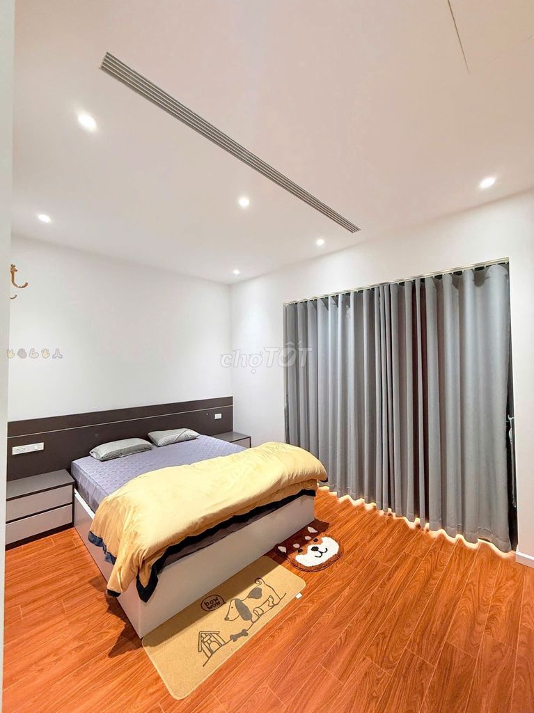 We'll have it by Ocean Park 2, 5 floors, with an elevator.