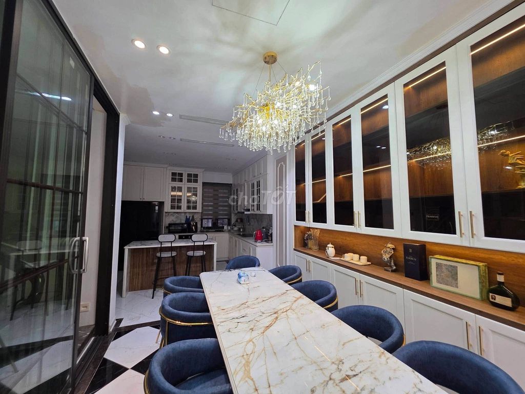 Rent the entire A Gexeximco, the Wing of Hallelujah Smart City.
