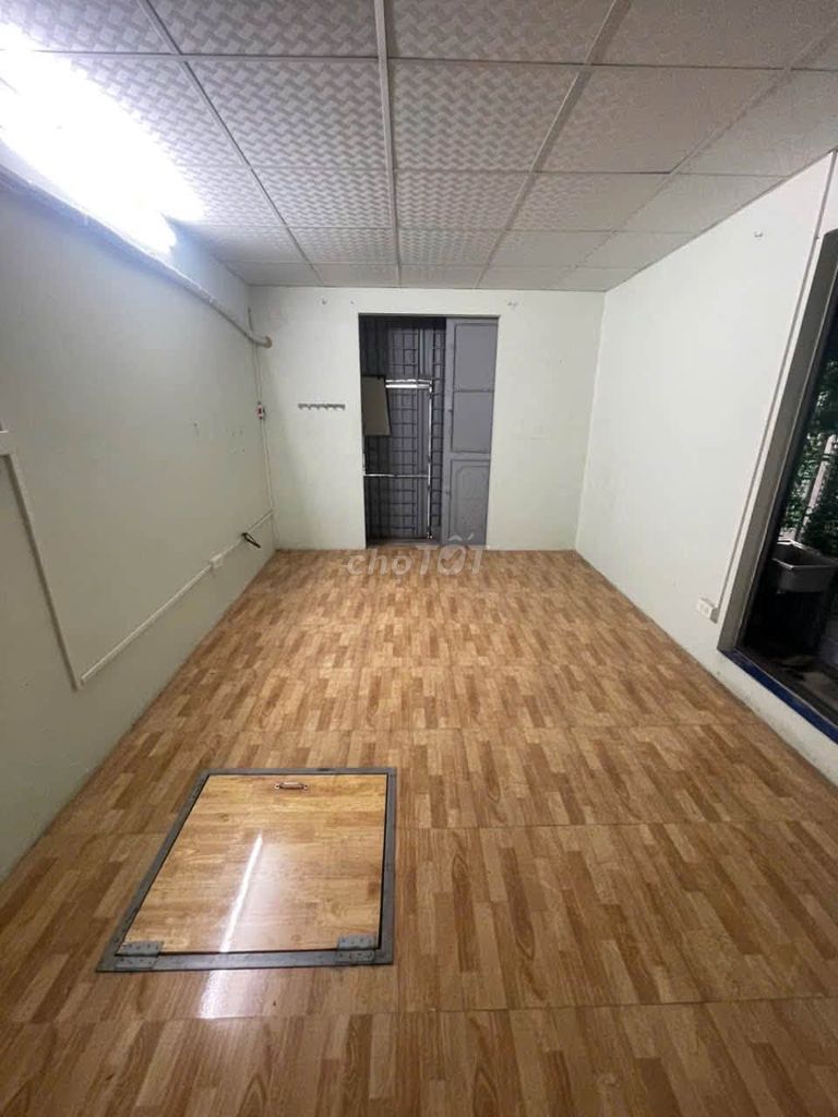 Rent his own apartment 20 meters near 1 Vĩnh Hưng level
