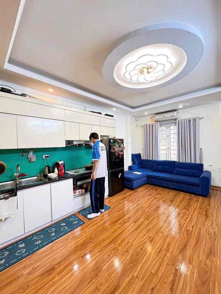 Rent a home of Harrod 29-16, Thanh Xuân - Car - Full interior