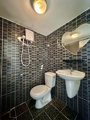 Room 25 m2_Studio only 5.8 million windows_full_President Hoa Lan