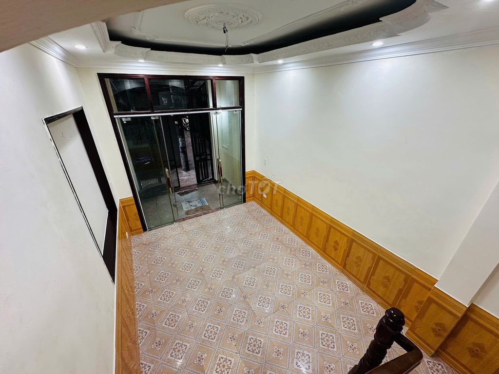 Rent apartment building, four stories flat-- Route 77 Bằng Liệt, chimp, chimp.