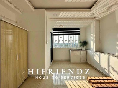 Rent a cheap room with elevators near Oyah and Cv Village China