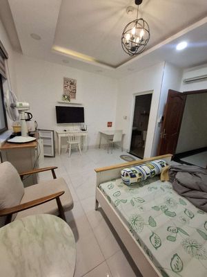 Rent a Full Seven Service apartment at the laserview City.