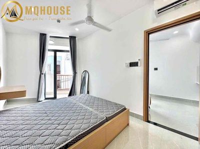 A beautiful balcony bedroom close to the house. - Sowinburne University