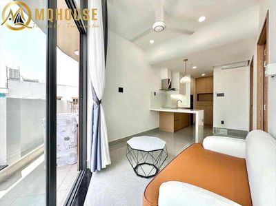 A beautiful balcony bedroom close to the house. - Sowinburne University
