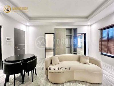 chdn - . . . . . . . . . . . . . . . . 2 bedroom - .