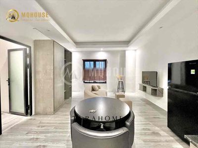 chdn - . . . . . . . . . . . . . . . . 2 bedroom - .