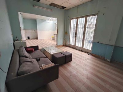 Rent 250 M2-6 bedrooms with only 10 million a month, maybe more than 10 rooms.