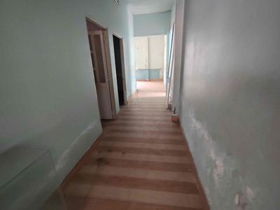 Rent 250 M2-6 bedrooms with only 10 million a month, maybe more than 10 rooms.