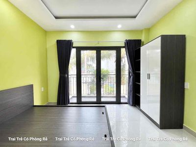 rents a super-chill balcony studio - new interior